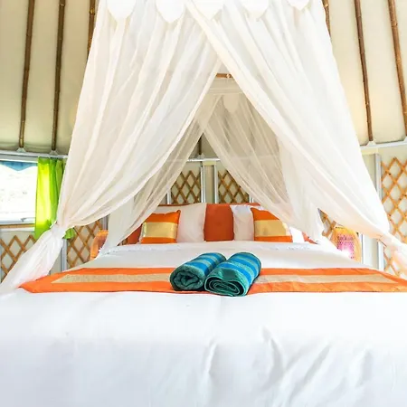 Nusa Penida Yurt Toyapakeh Exterior photo