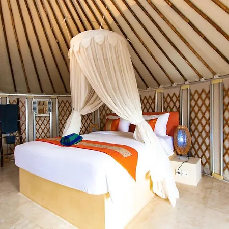 Nusa Penida Yurt Toyapakeh Exterior photo