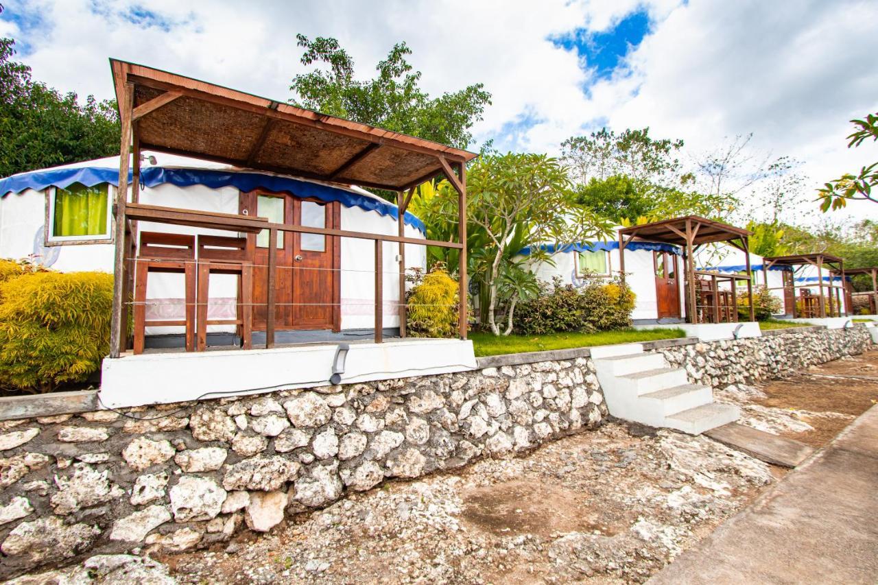 Nusa Penida Yurt Camping Toyapakeh